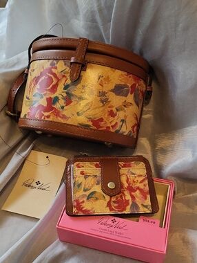 Patricia Nash Nomiki Crossbody And Cassis Credit Card Case Set